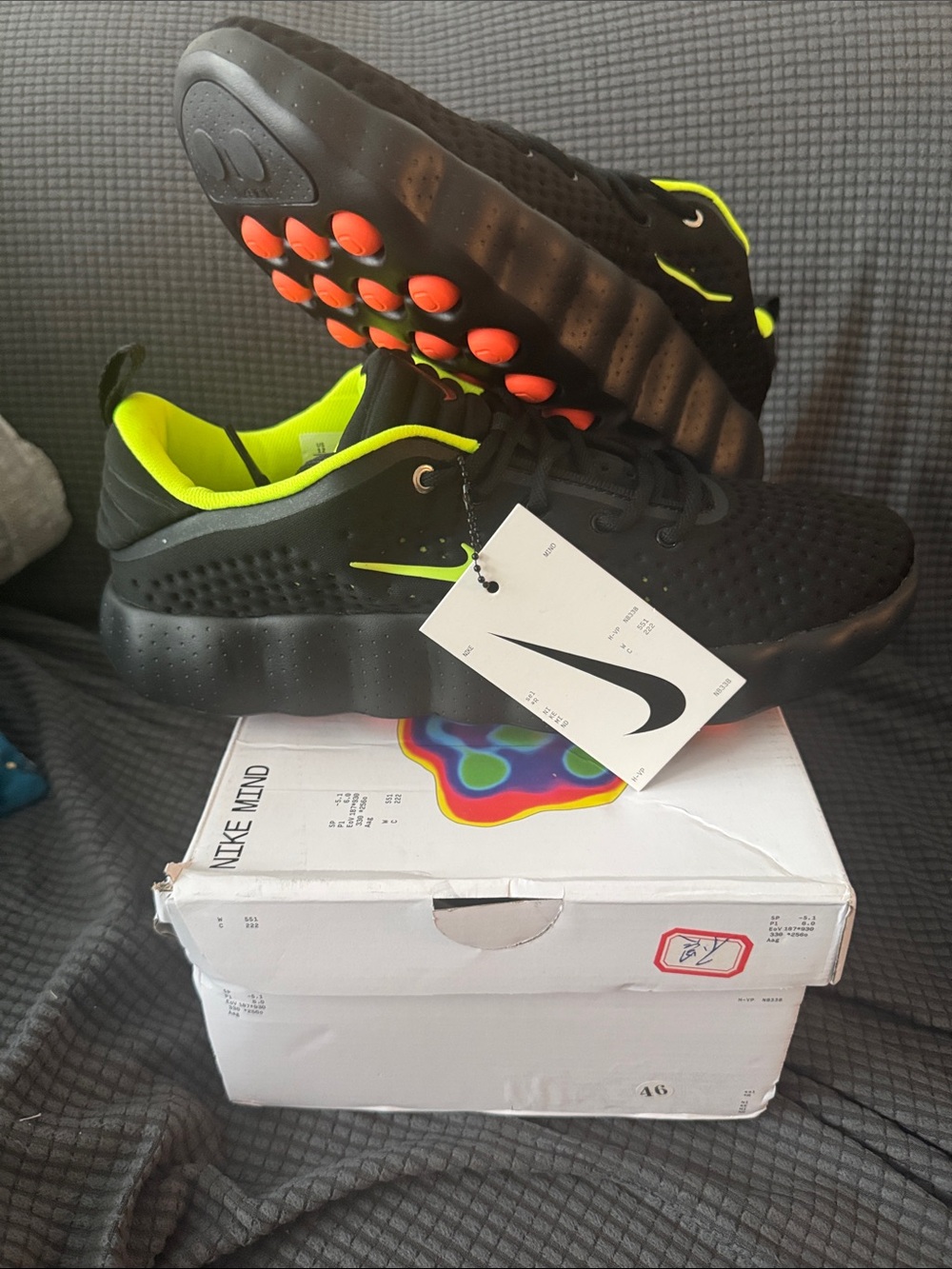 New! Nike Mind 002 sneakers in a Black/Volt Neon colorway